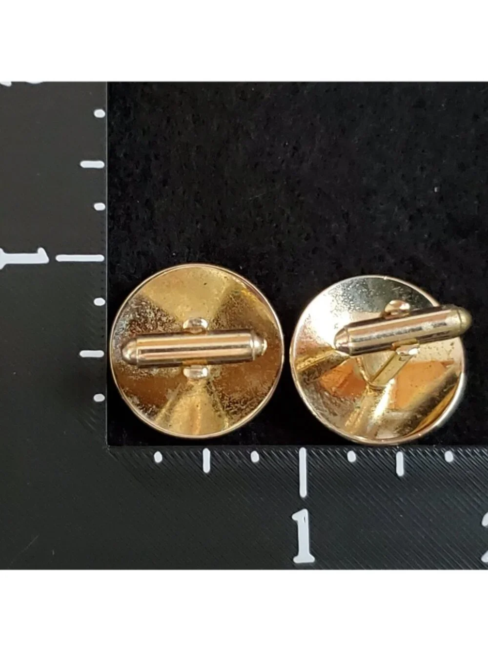 Vintage Black Onyx Cufflinks Textured Etched Gold Tone Round 7/8